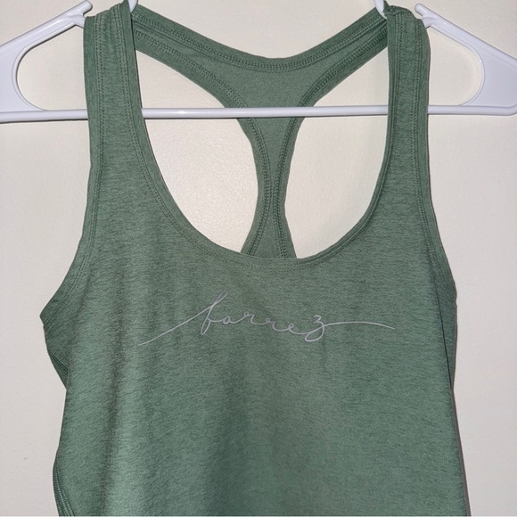 Barre3 Teal Marble Racerback Tank and Leggings SET - Picture 2 of 10